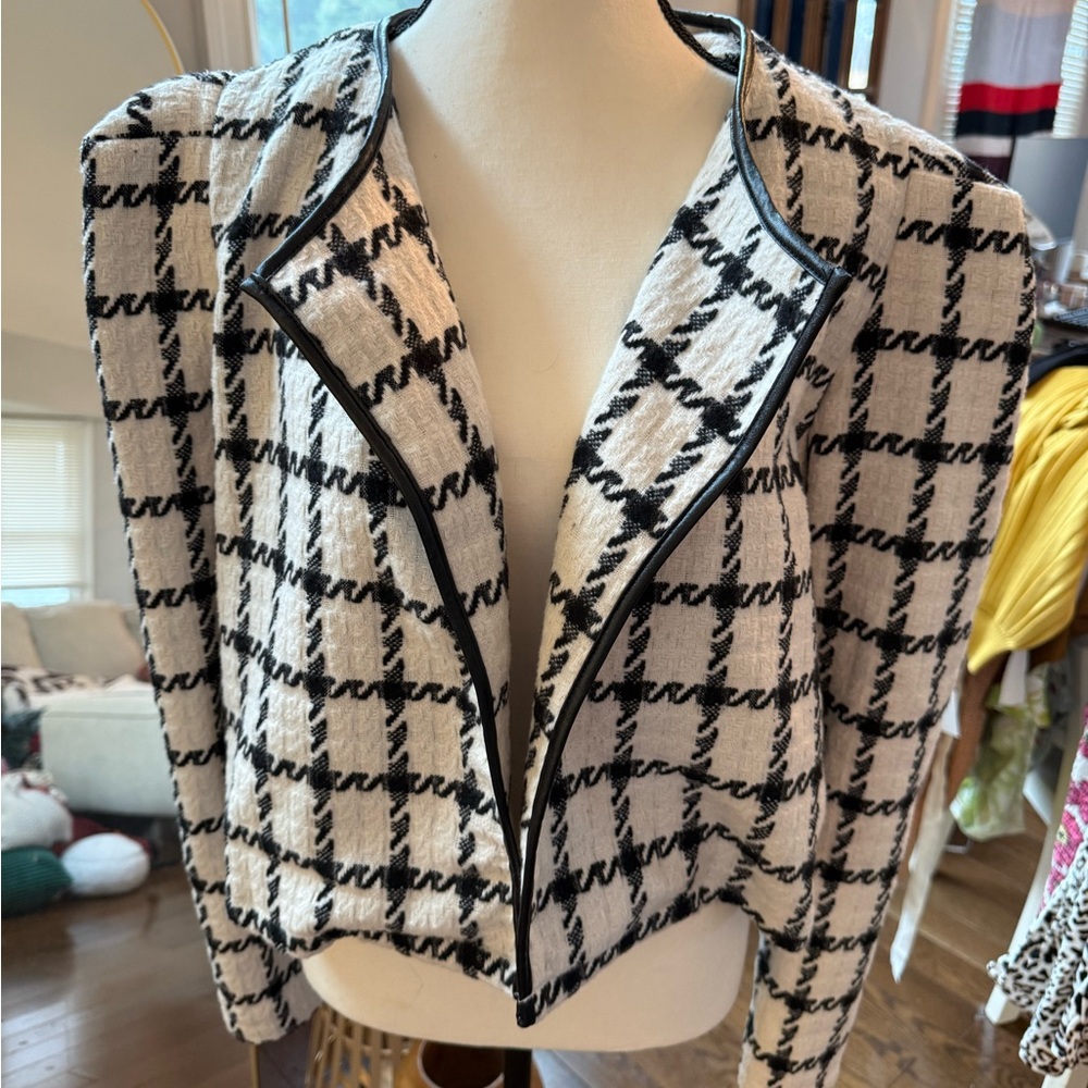 BNWT Park Ave Tweed Black and White Women's Blazer Faux Leather Trim Puff Sleeve